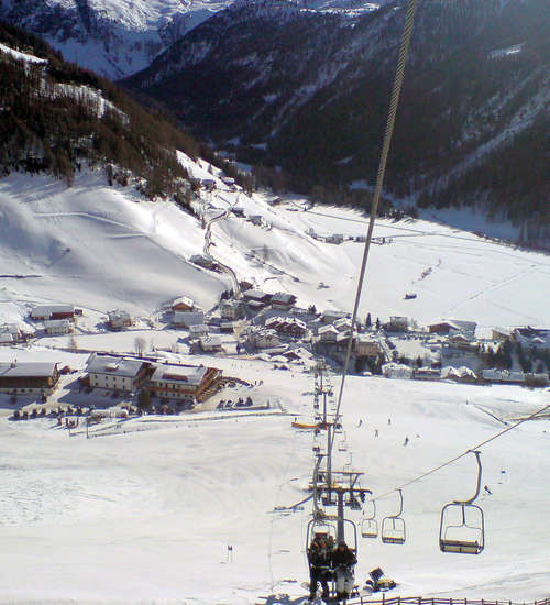 Luftbild des Skigebietes Rein in Taufers