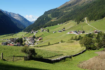 Riva di Tures, a highl Alpine village